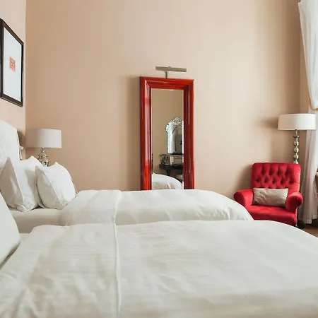 テレグラーフ オートグラフ コレクション ホテル 5*