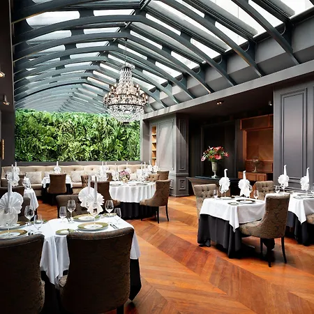 テレグラーフ オートグラフ コレクション ホテル