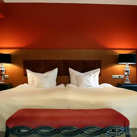 Telegraaf, Autograph Collection