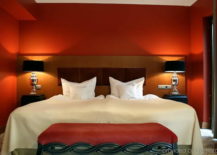 特勒格拉夫傲途格精选酒店